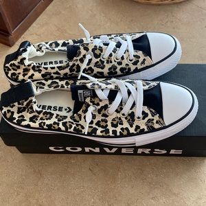 Converse Leopard Slip on shoes! Women size 10
